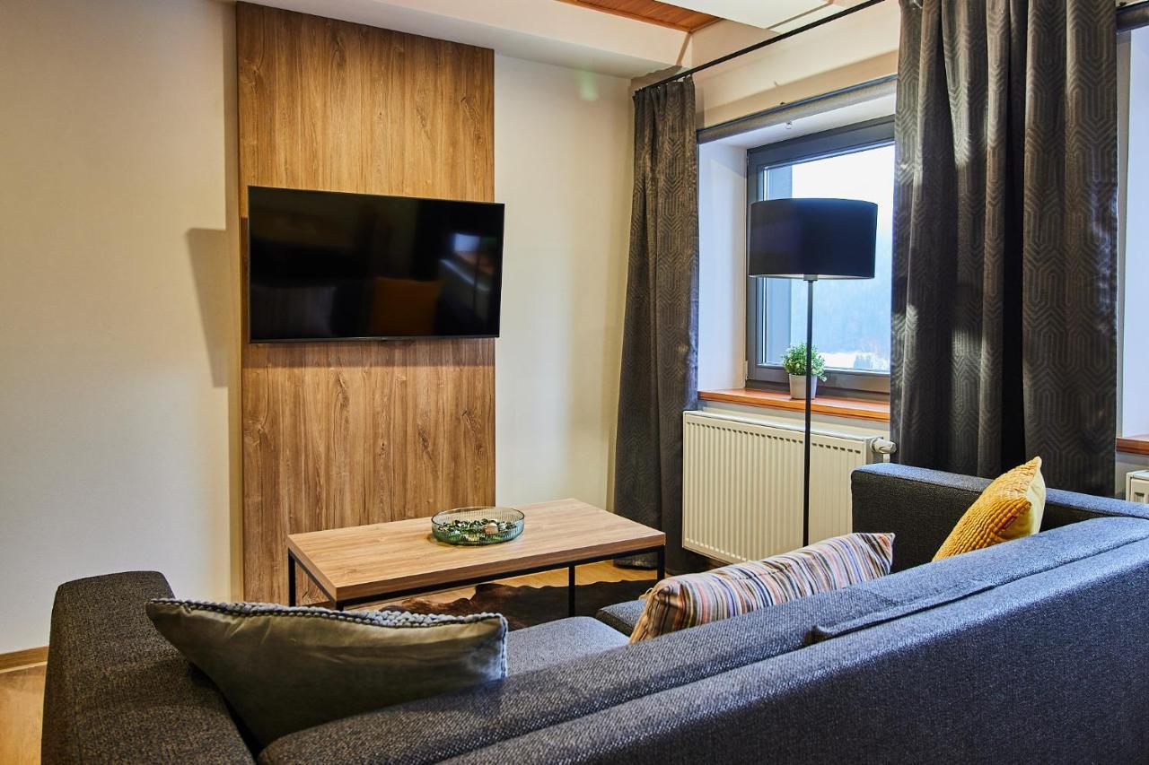 Apartmany Vysluni Spindleruv Mlyn Bagian luar foto