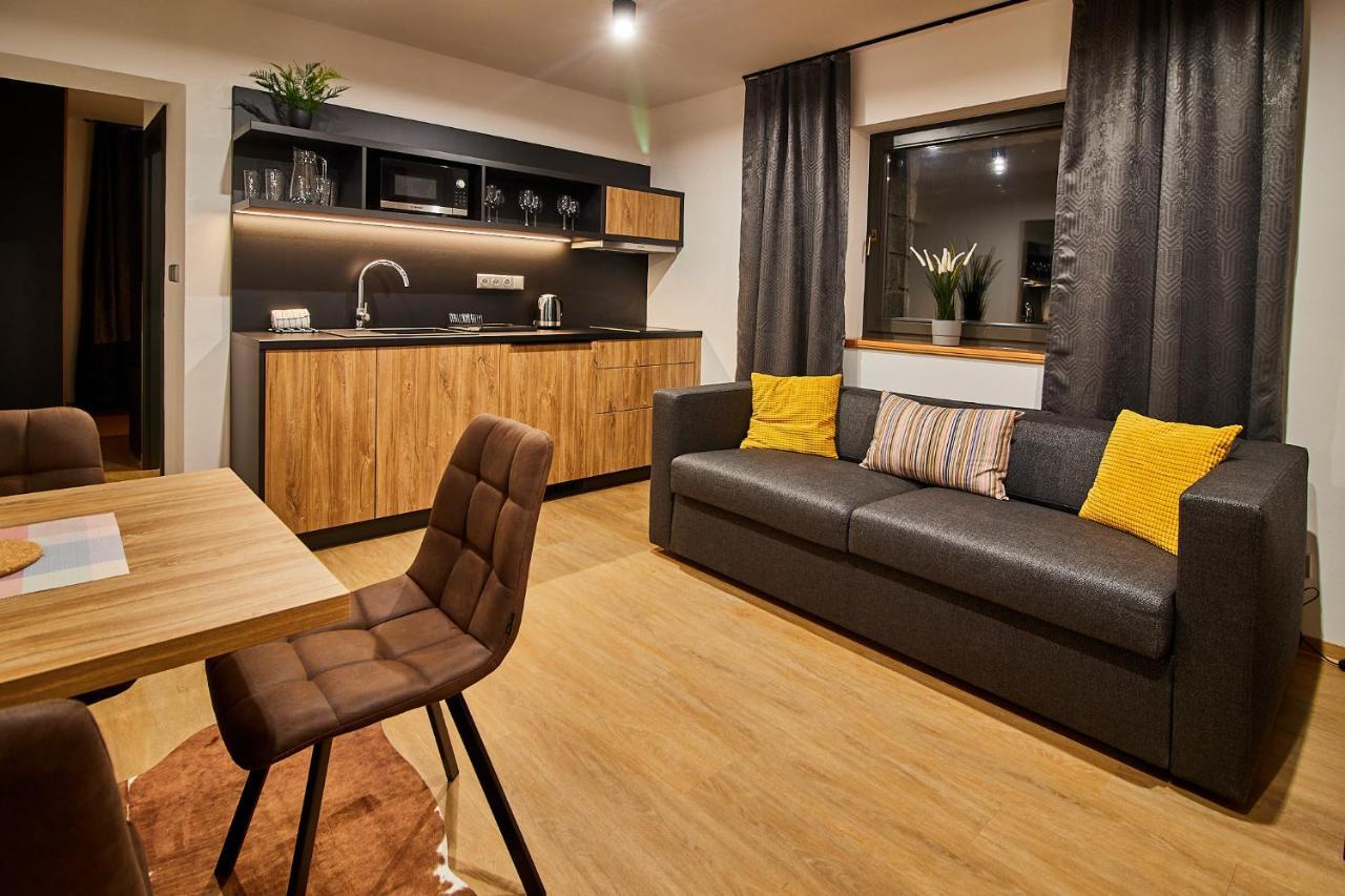 Apartmany Vysluni Spindleruv Mlyn Bagian luar foto