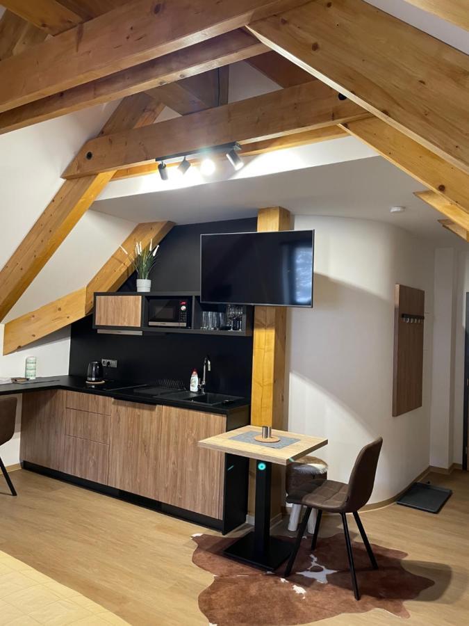 Apartmany Vysluni Spindleruv Mlyn Bagian luar foto