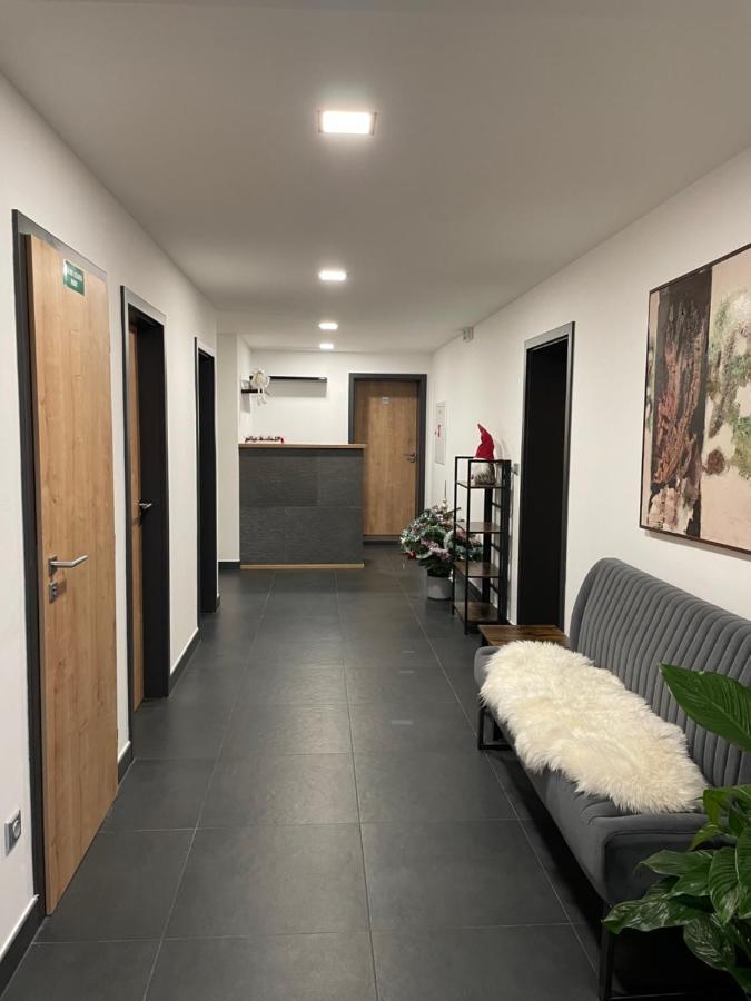 Apartmany Vysluni Spindleruv Mlyn Bagian luar foto