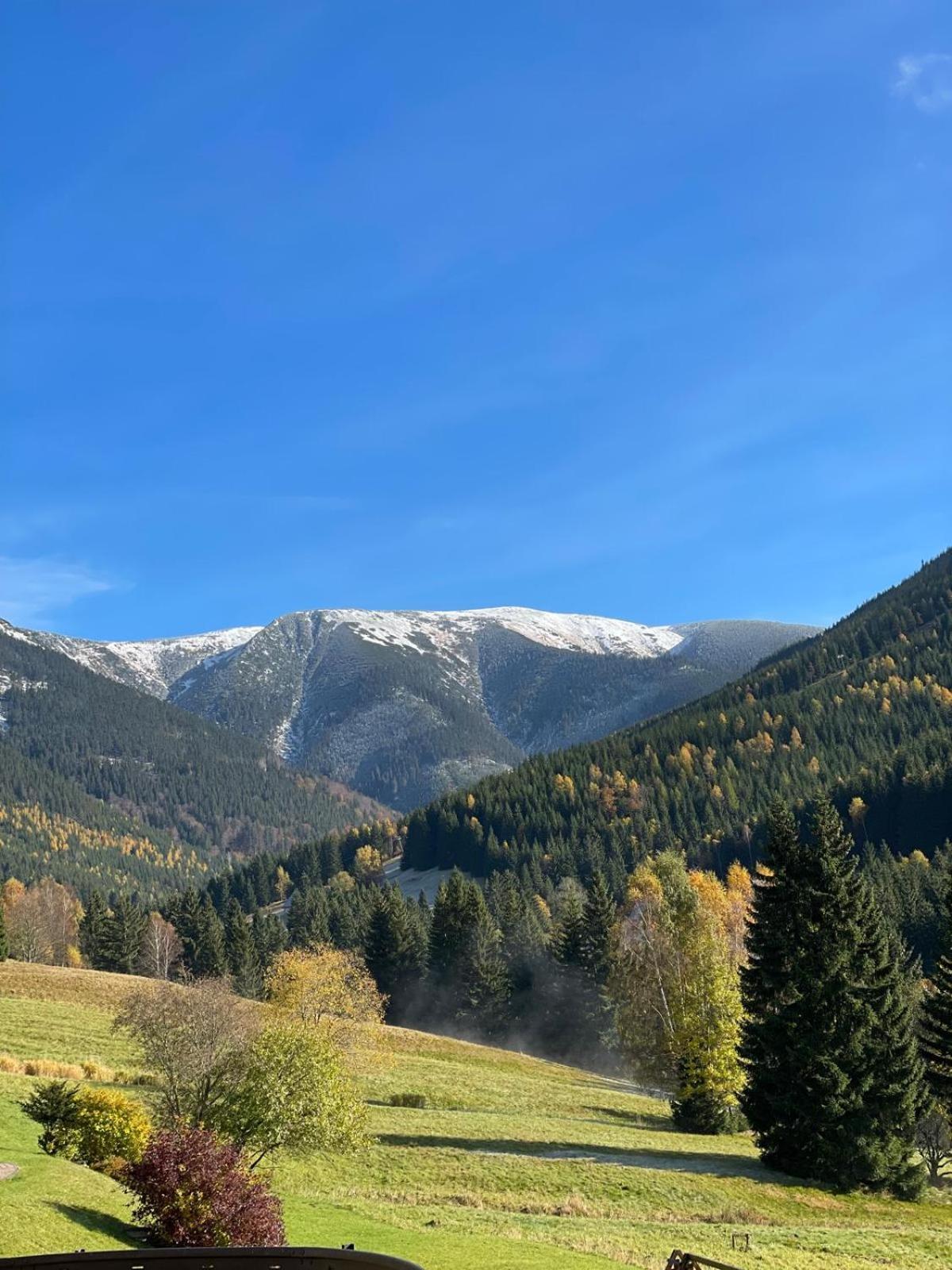 Apartmany Vysluni Spindleruv Mlyn Bagian luar foto