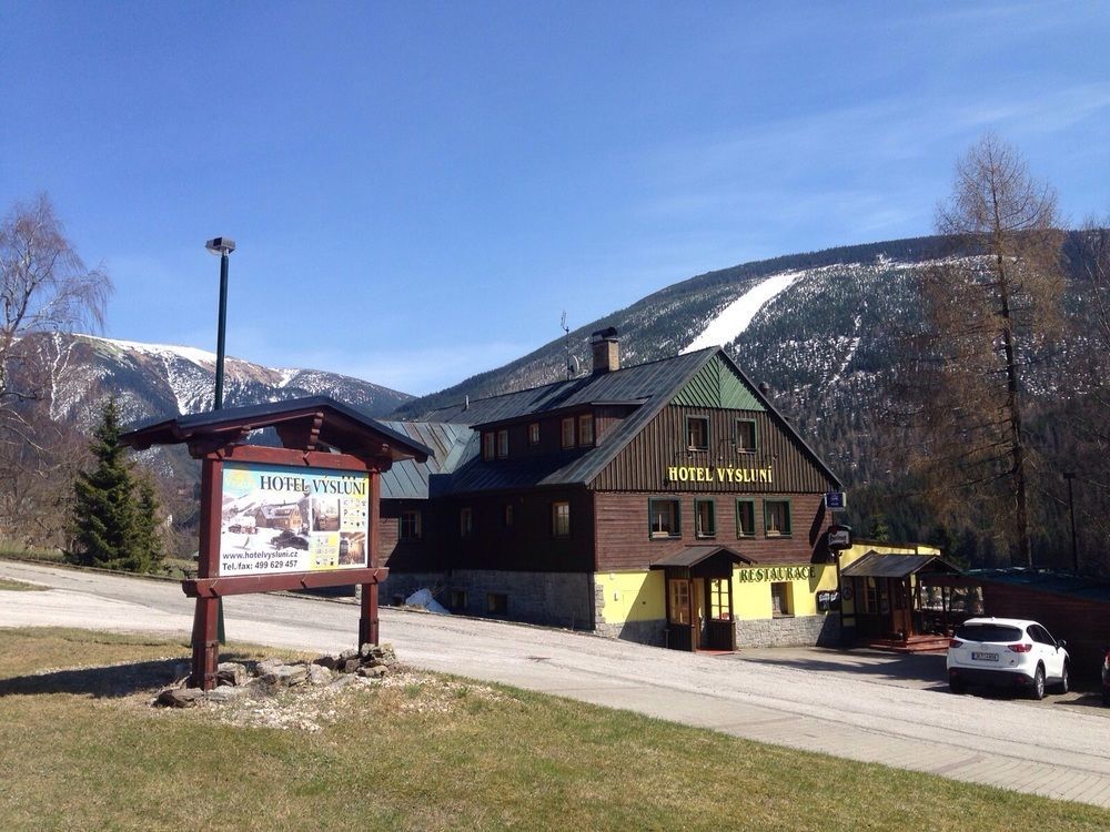 Apartmany Vysluni Spindleruv Mlyn Bagian luar foto